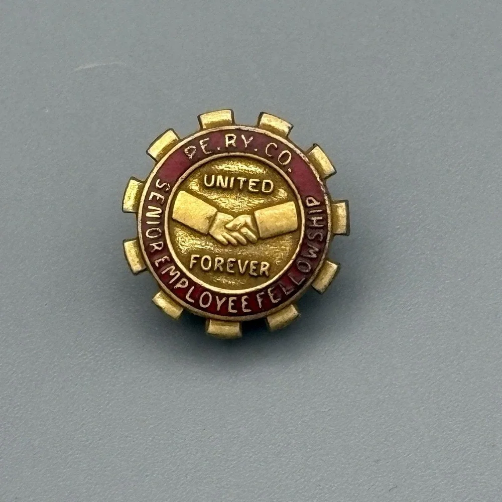 PE.RY.CO. Senior Employee Fellowship United Forever Service Lapel Pin 50's